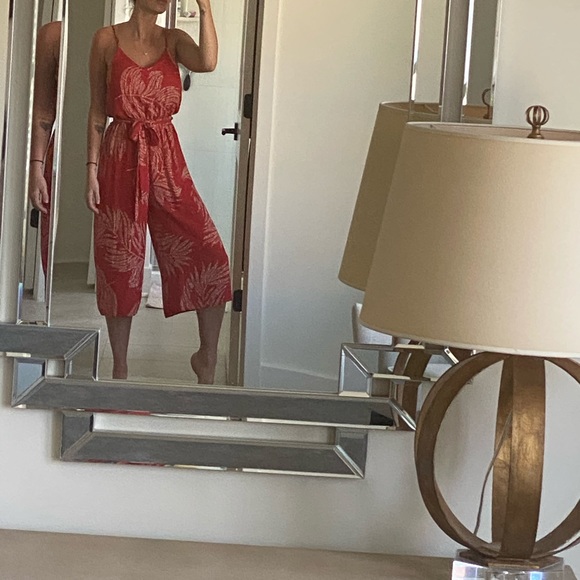 Floral red jumpsuit with wait tie - Picture 4 of 4